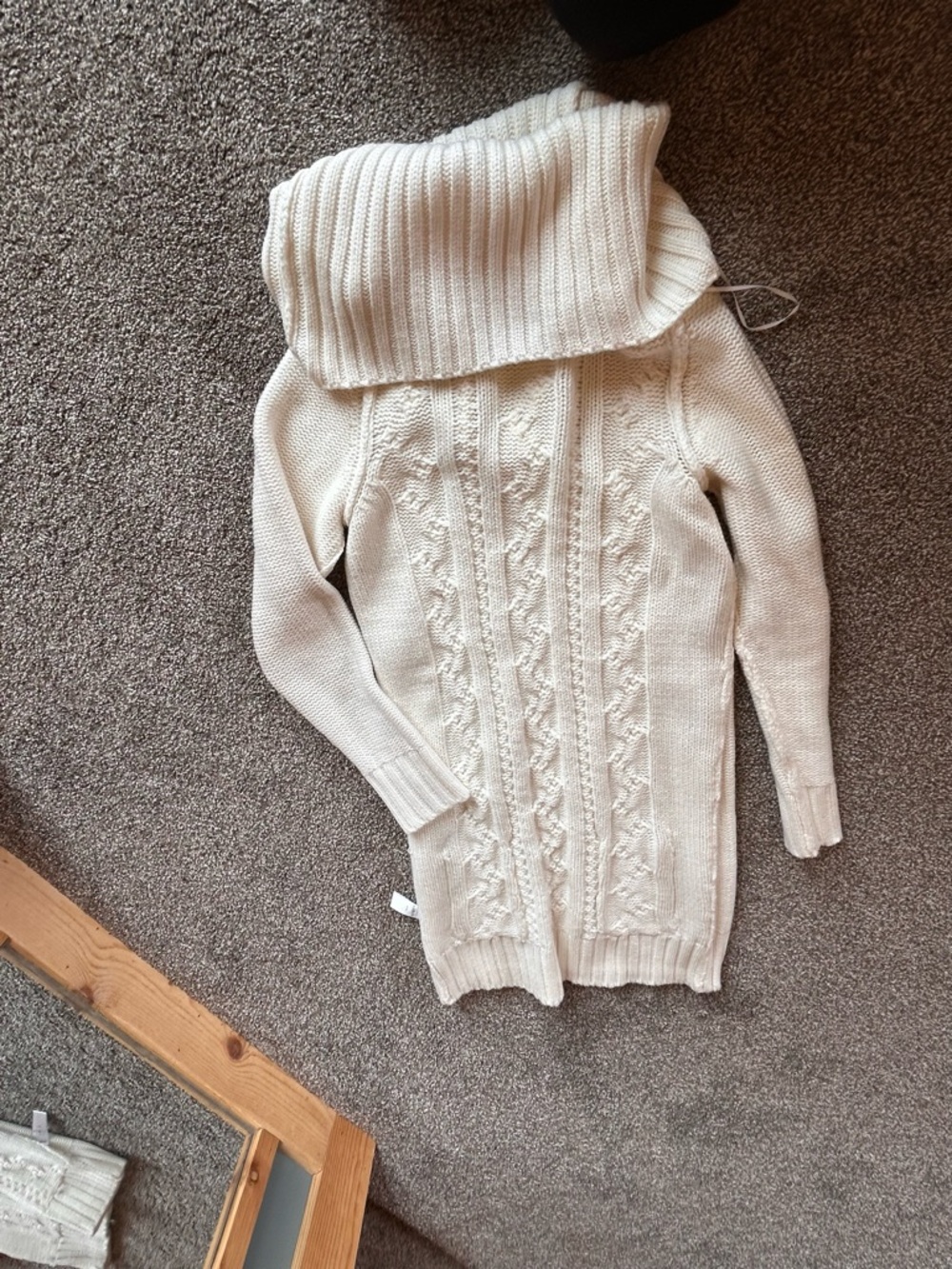 VENUS Cream Cable-Knit Off-Shoulder Cowl Sweater